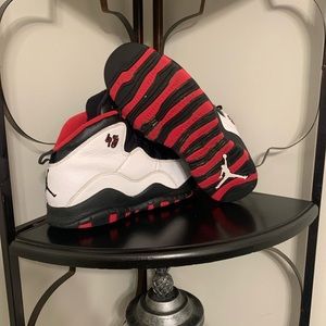 Double nickel Jordan 10 (Chicago 10’s)